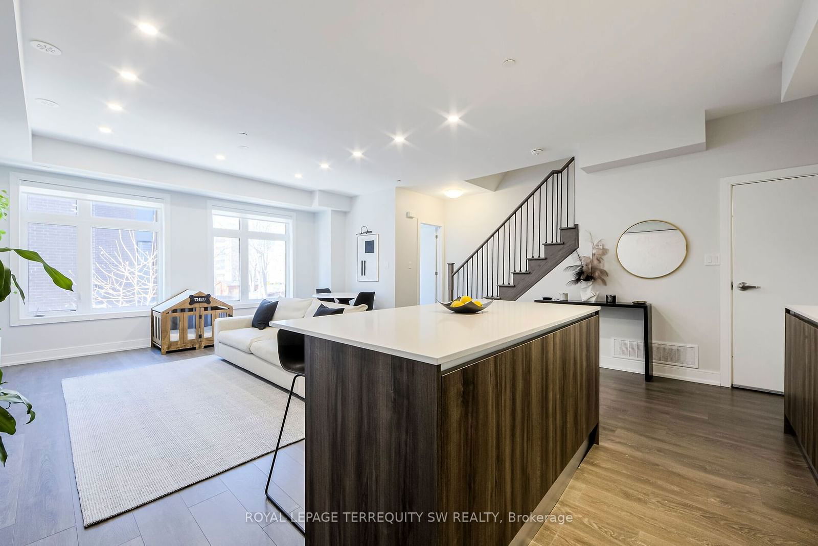 66 Long Branch Ave, unit 12 for sale - image #9