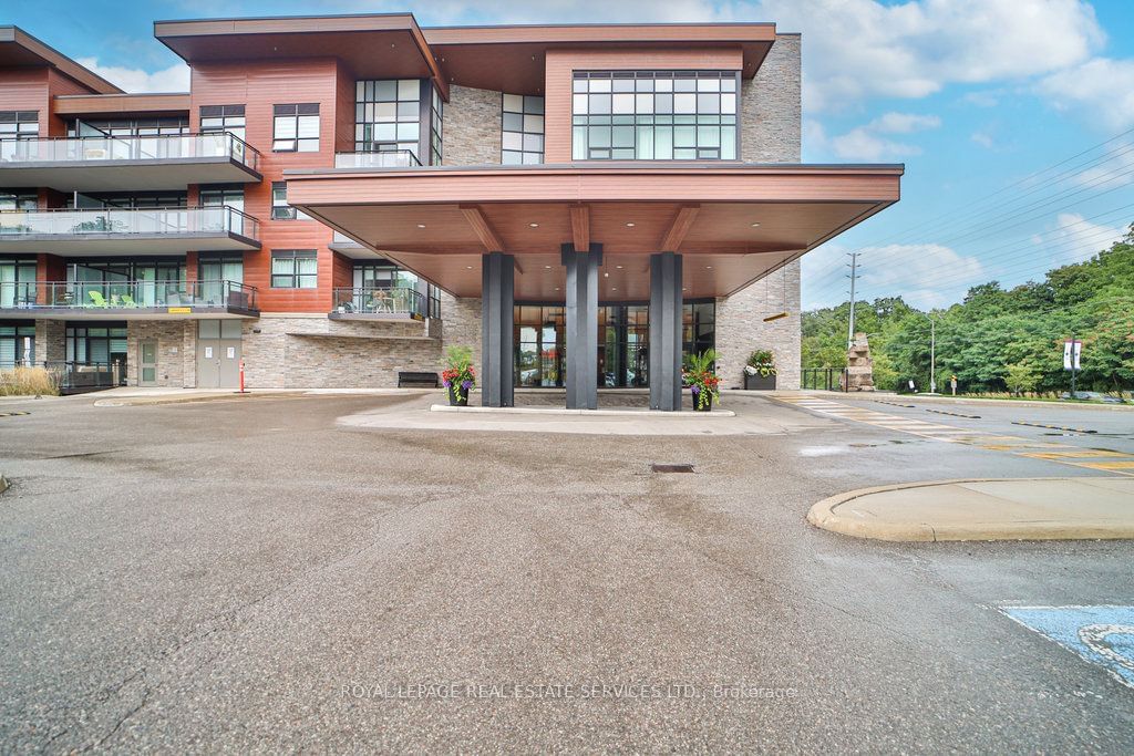 1575 Lakeshore Rd W, unit 145 for sale