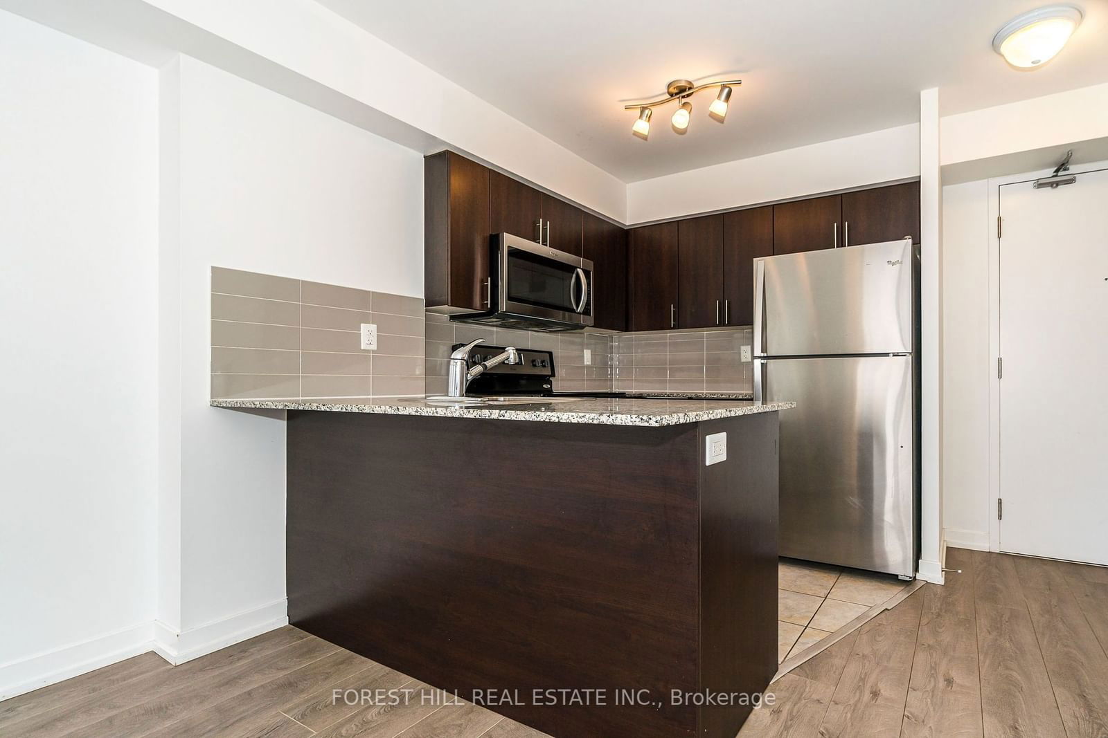 1410 DUPONT St, unit 1503 for sale - image #6