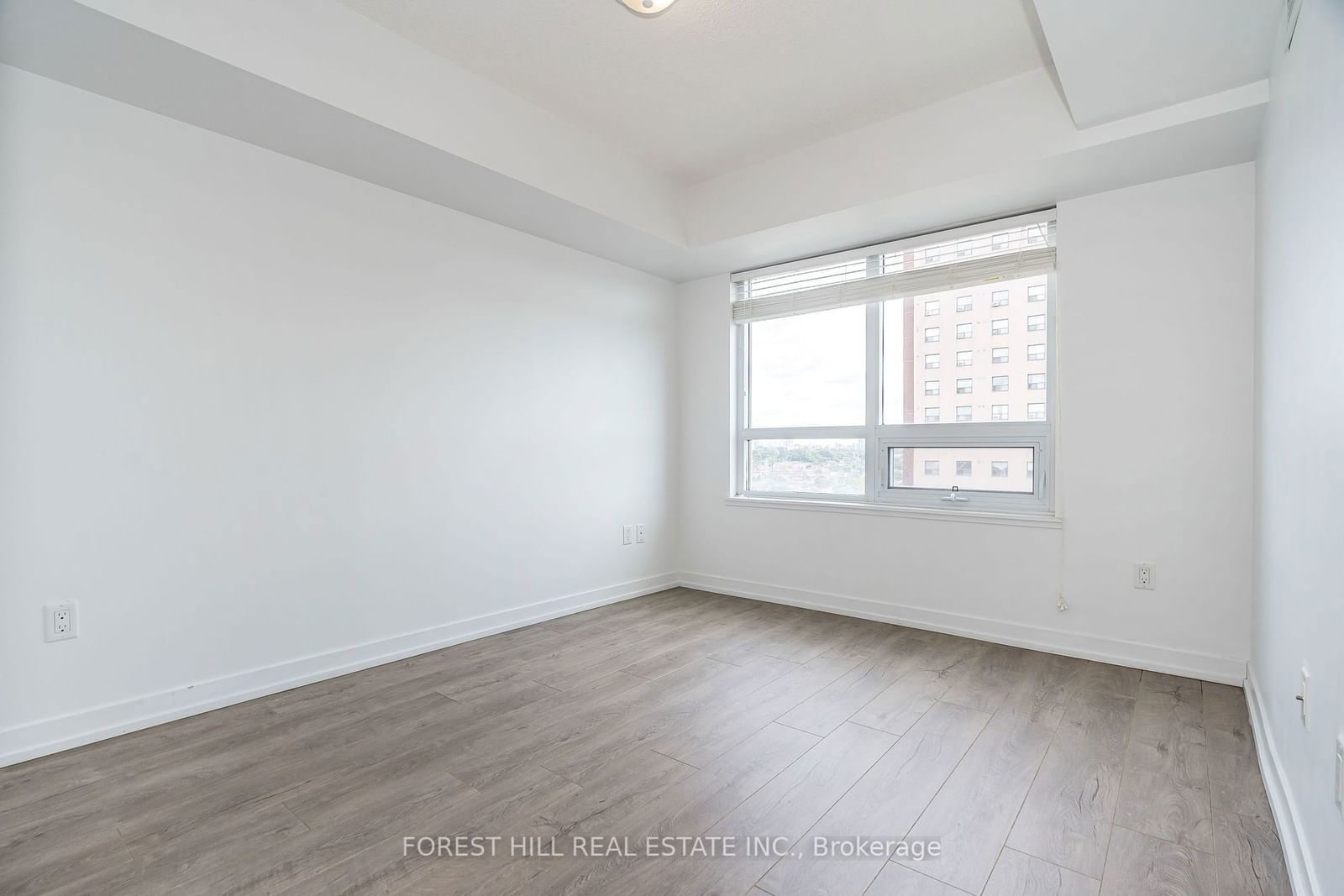 1410 DUPONT St, unit 1503 for sale - image #8