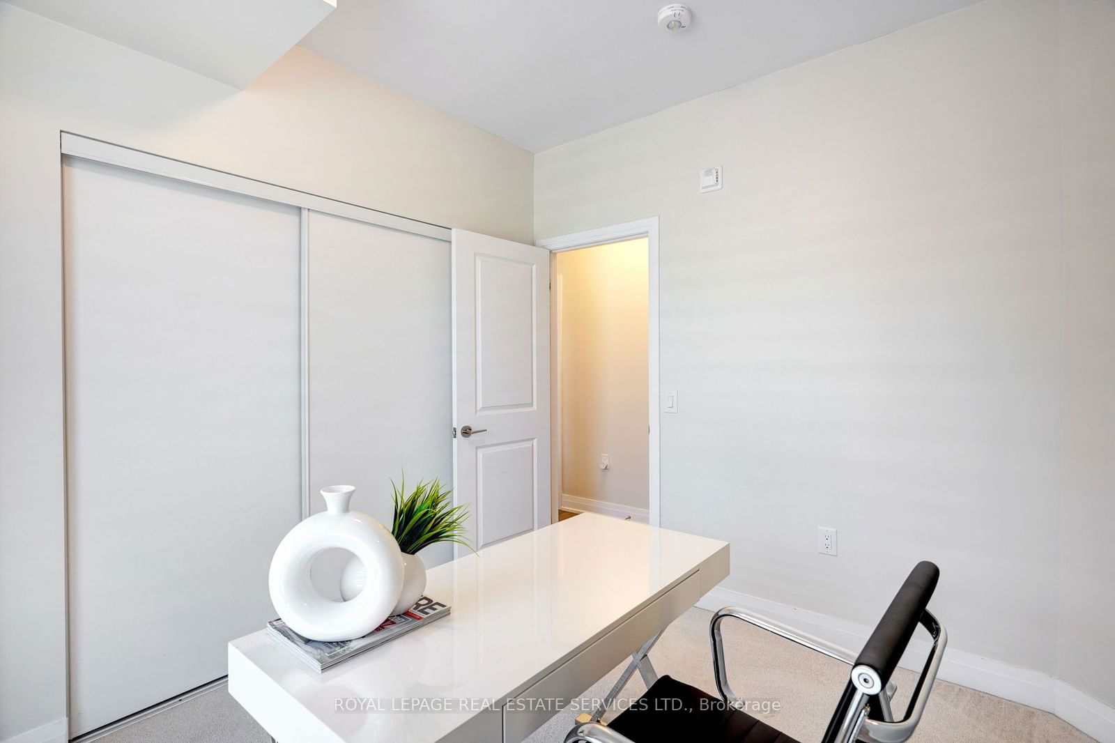 2375 Bronte Rd E, unit 212 for sale - image #19