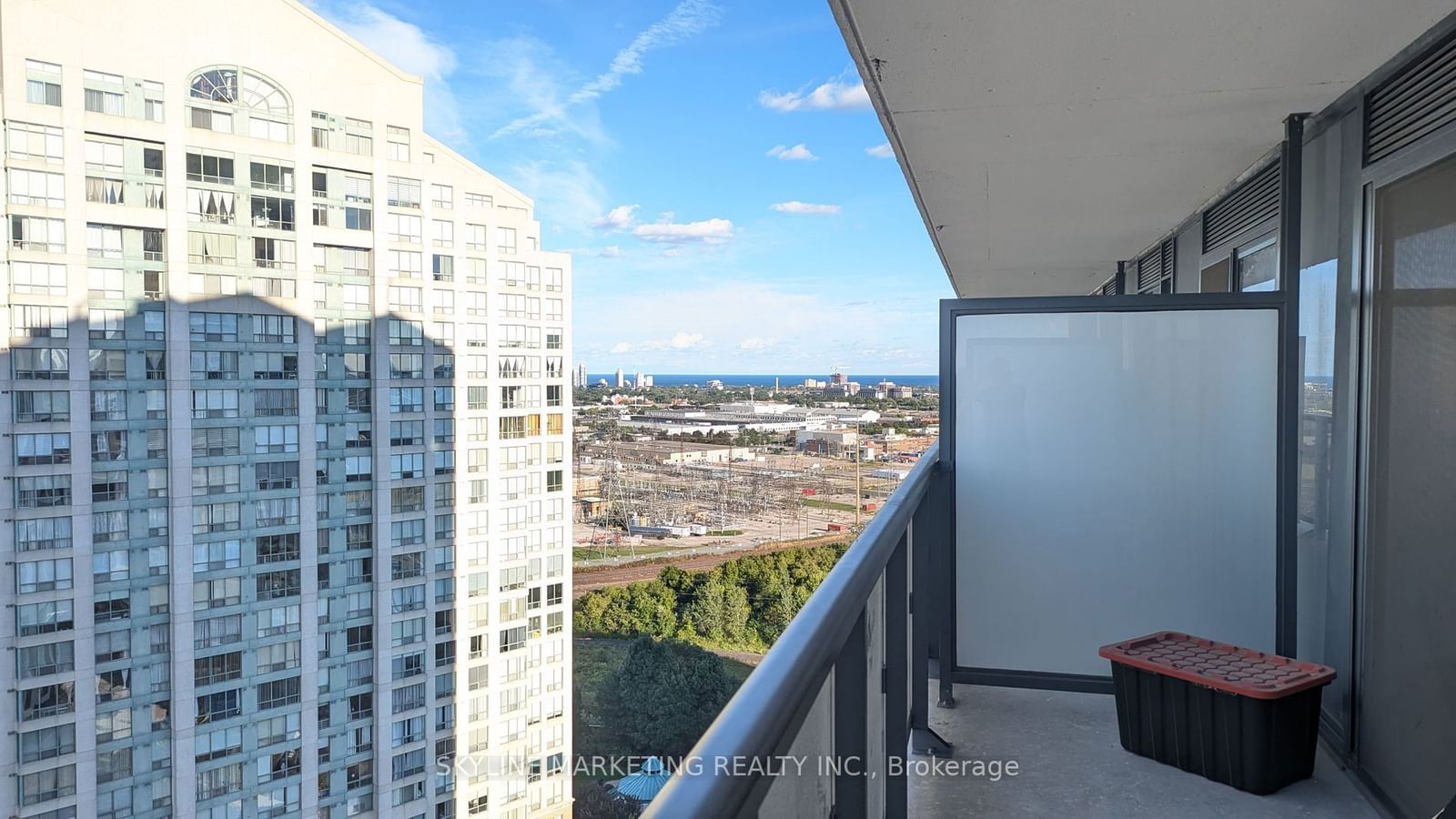 30 Samuel Wood Way, unit 1605 for rent - image #6