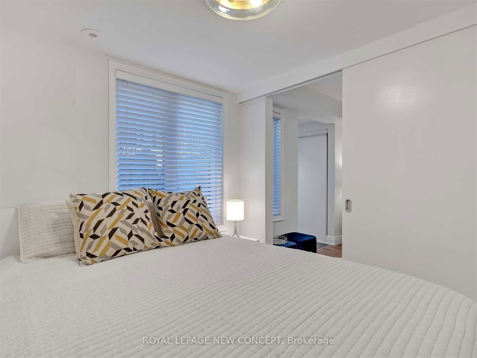 10 Laidlaw St, unit Th725 for sale - image #12