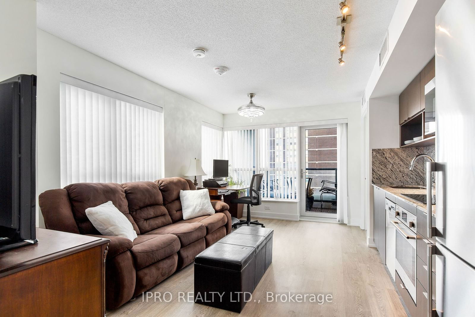 9 Mabelle Ave, unit 2416 for sale - image #2