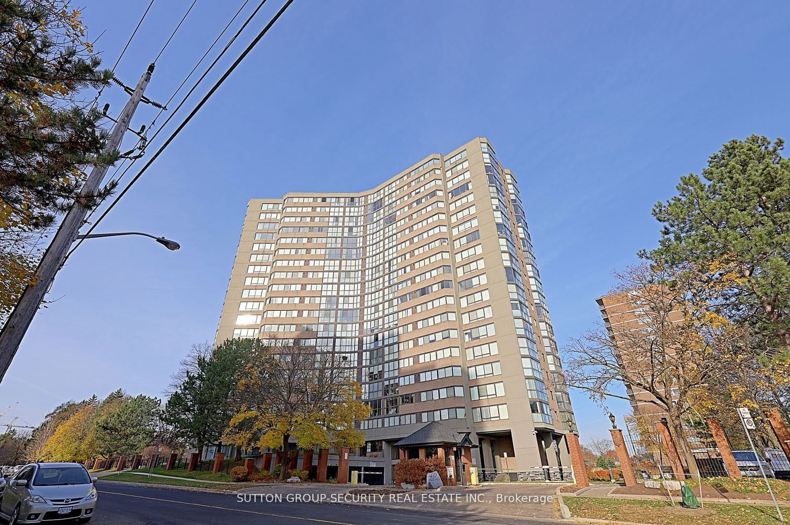 40 Richview Rd, unit 901 for sale - image #2