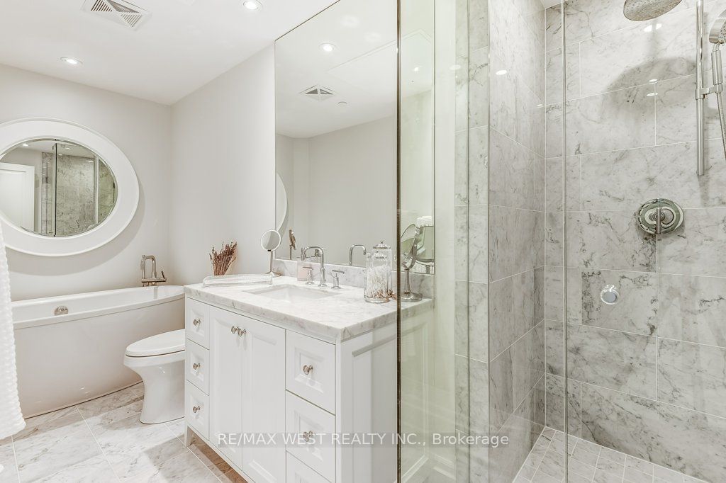 4 The Kingsway, unit 702 for sale - image #20