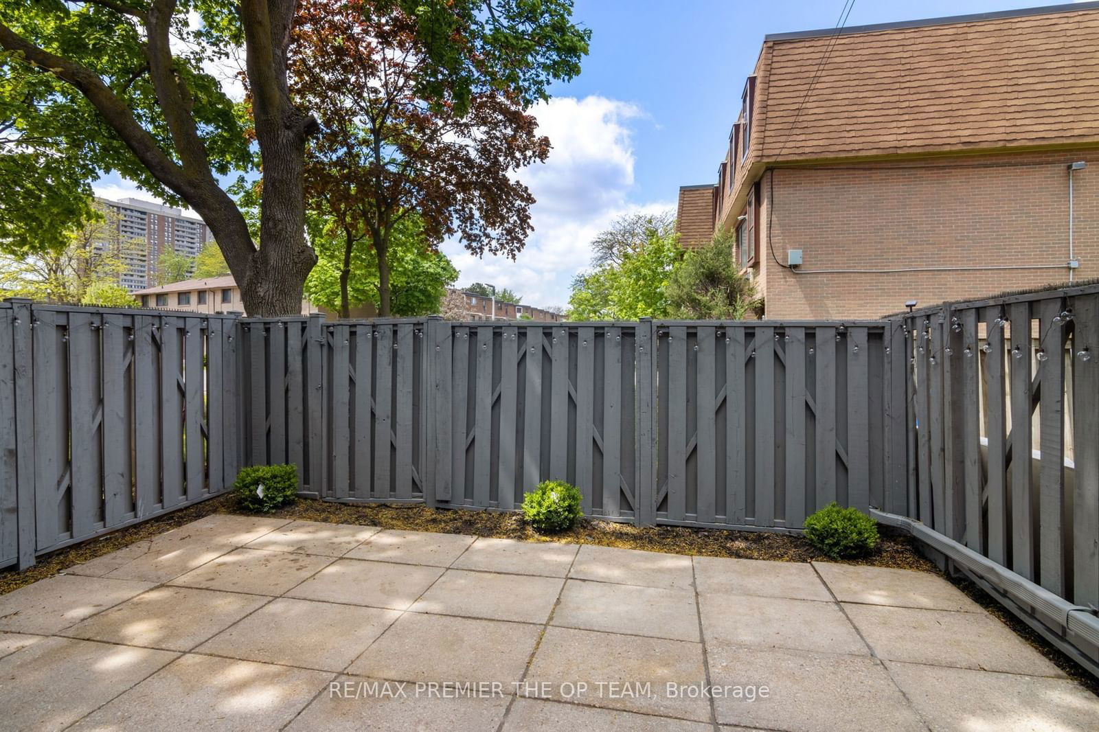 Fleetwood Crescent Townhomes, Brampton, Toronto