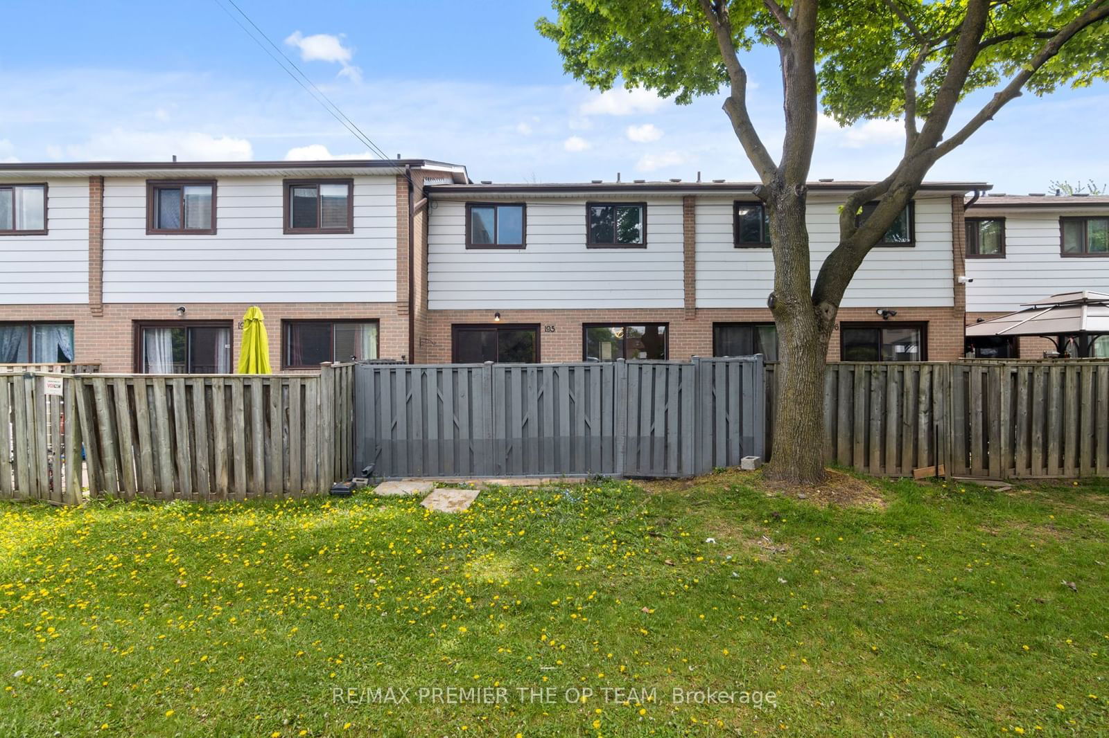 Fleetwood Crescent Townhomes, Brampton, Toronto