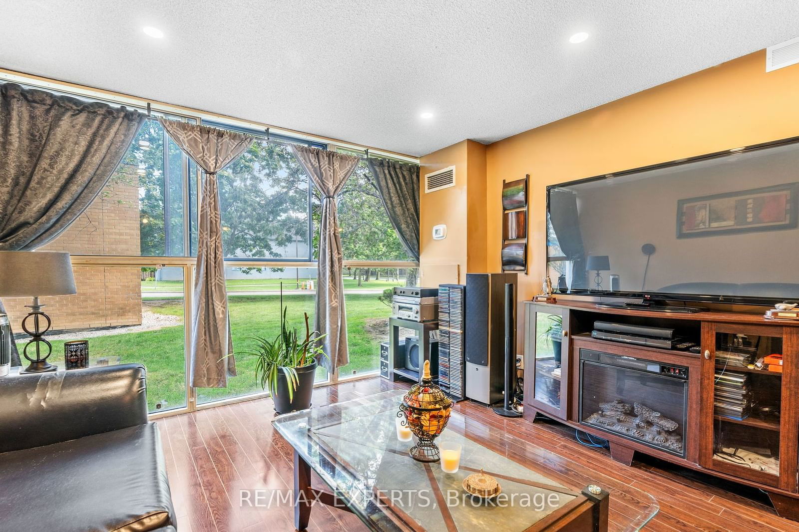 35 Trailwood Dr, unit 113 for sale - image #14