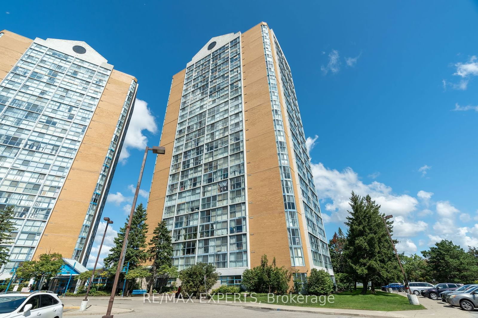 35 Trailwood Dr, unit 113 for sale