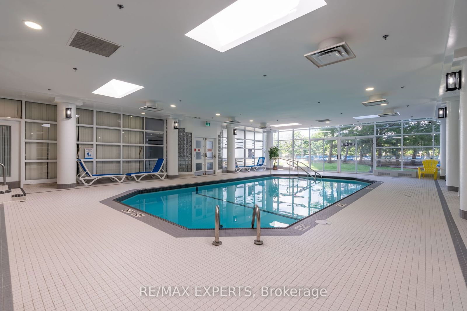 35 Trailwood Dr, unit 113 for sale - image #32