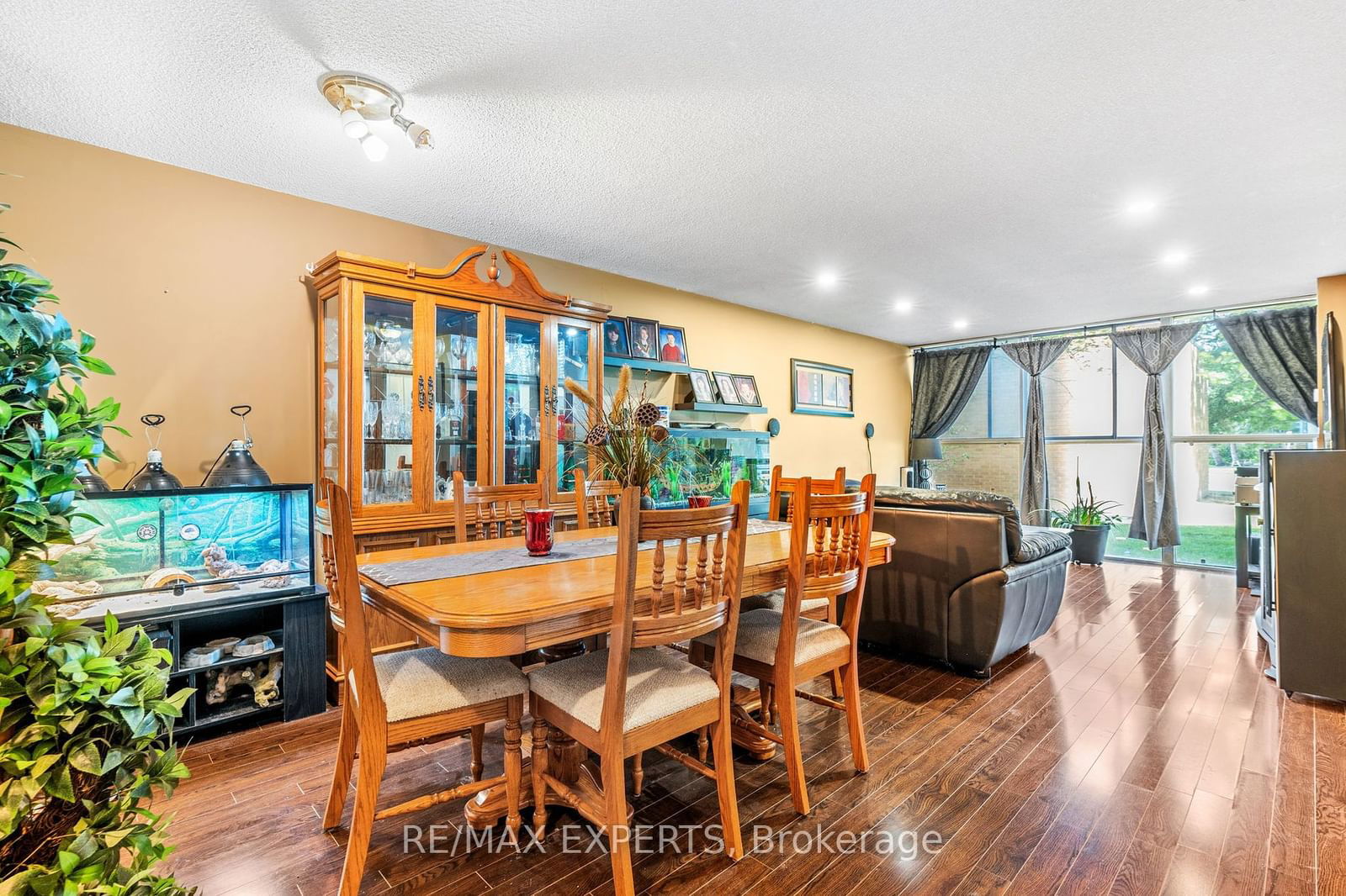 35 Trailwood Dr, unit 113 for sale - image #9