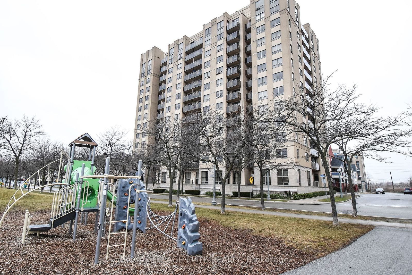 The Wave Condos, Etobicoke, Toronto