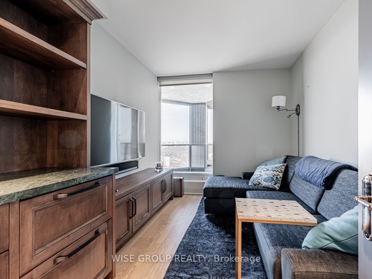 2045 Lake Shore Blvd W, unit 4304 for sale