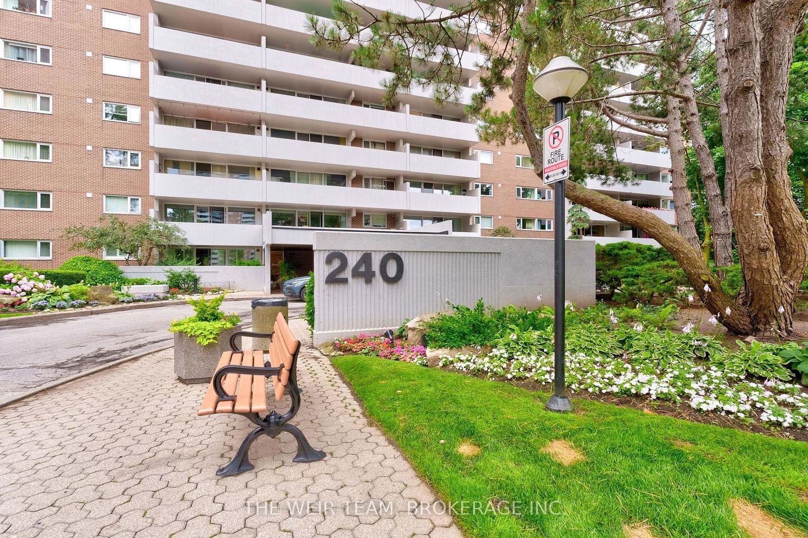 240 Scarlett Rd, unit 504 for sale - image #27