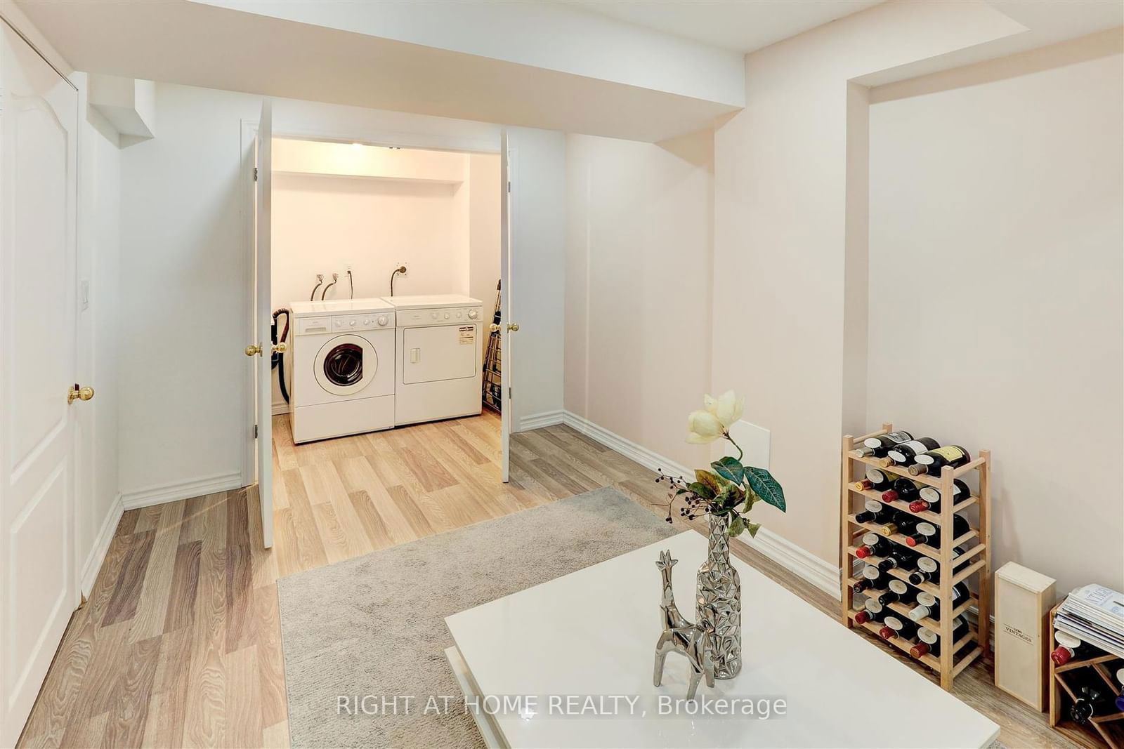 5030 Heatherleigh Ave, unit 17 for sale - image #23