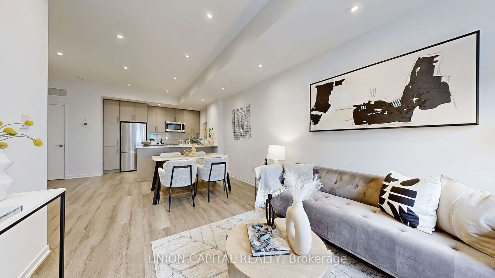 15 William Jackson Way S, unit 39 for sale - image #3