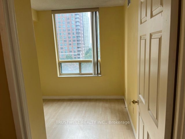 265 Enfield Pl, unit 612 for rent