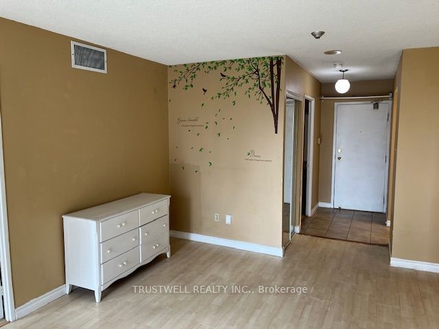 265 Enfield Pl, unit 612 for rent