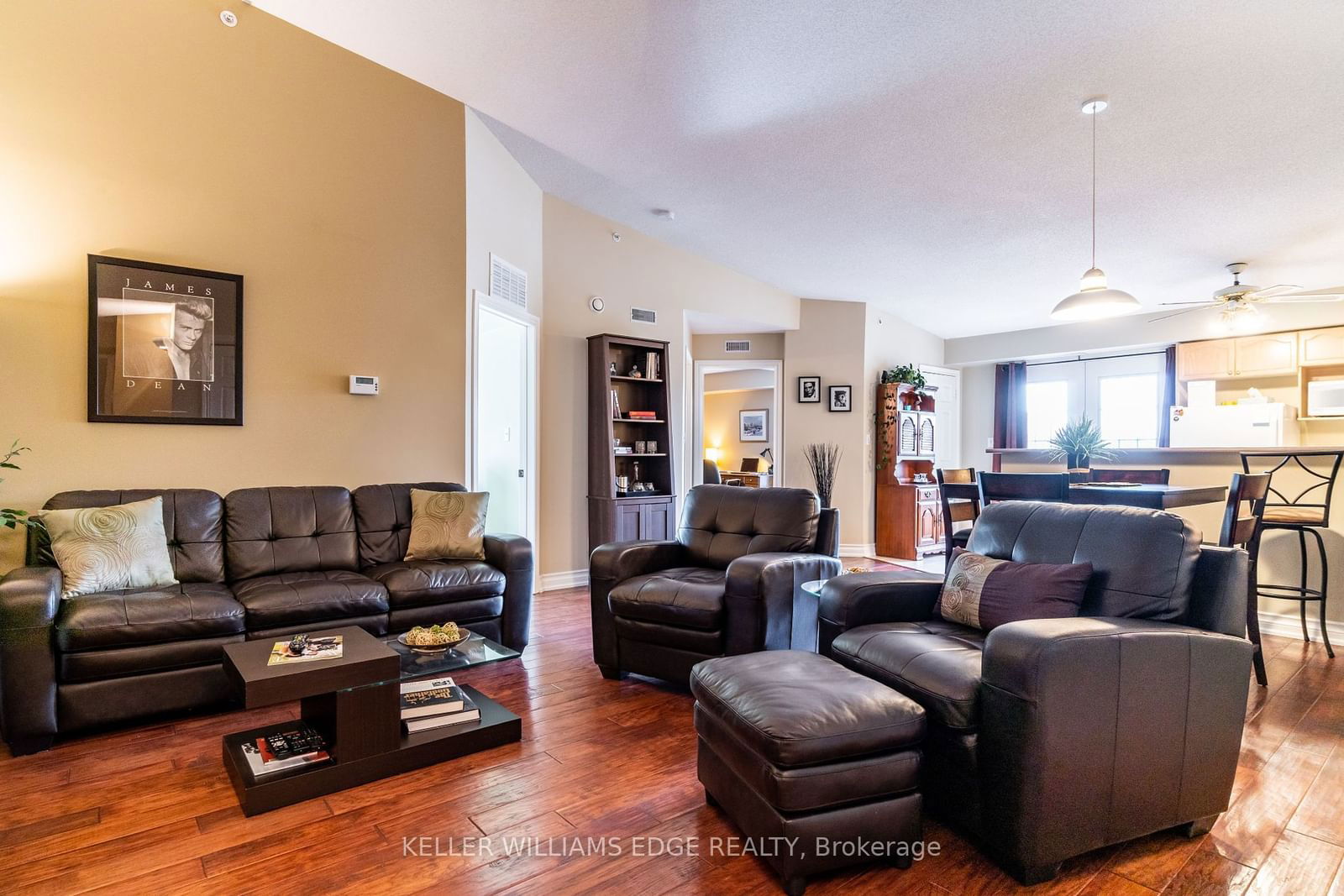 4013 Kilmer Dr, unit 402 for rent - image #3