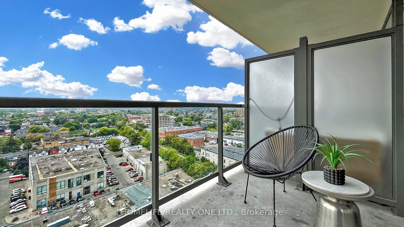 1420 Dupont St, unit 1605 for sale - image #8