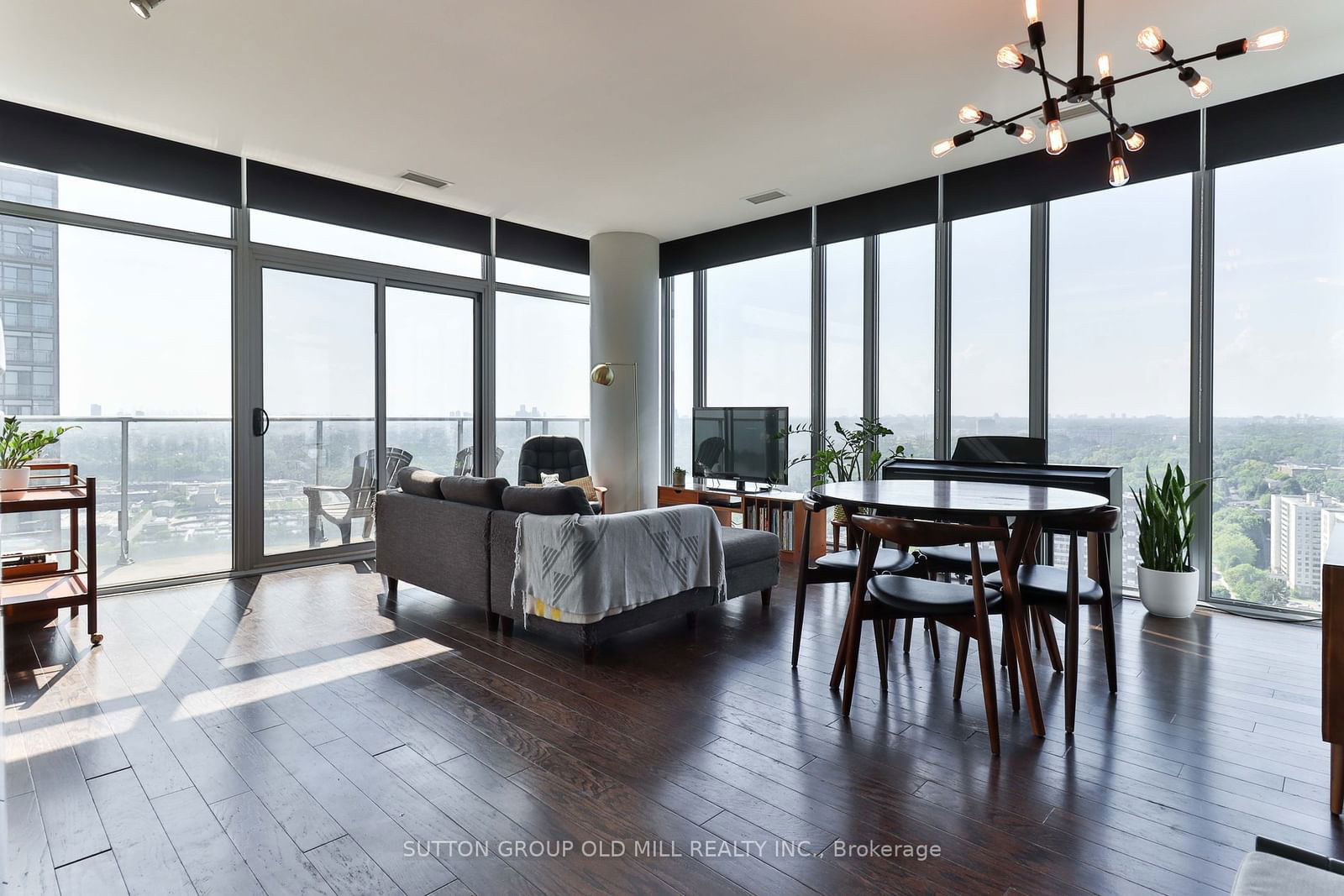 103 The Queensway, unit Ph2911 for sale - image #8