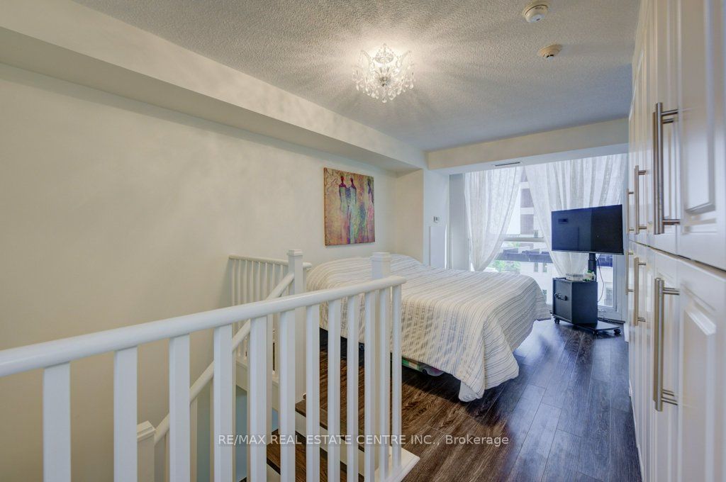 1940 Ironstone Dr, unit 304 for sale - image #20