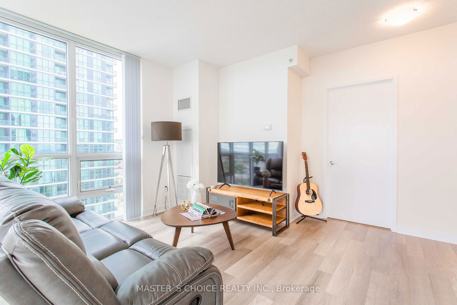 3975 Grand Park Dr, unit 1407 for sale - image #11