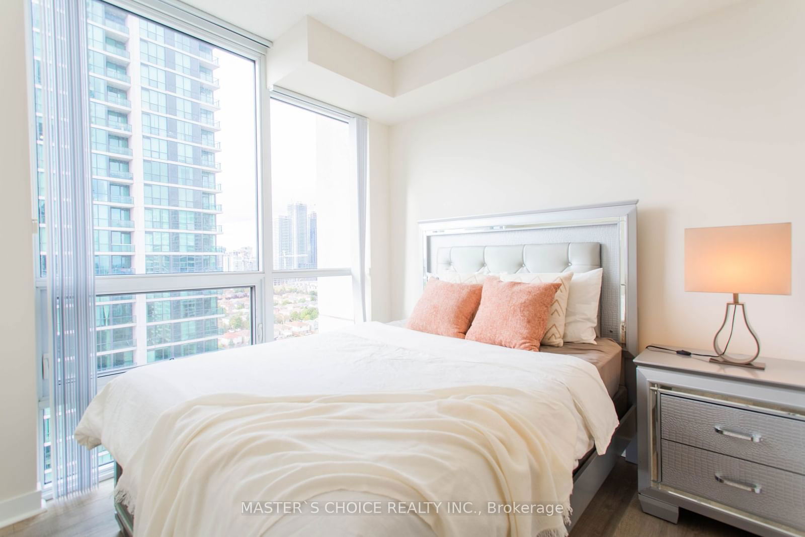 3975 Grand Park Dr, unit 1407 for sale - image #17