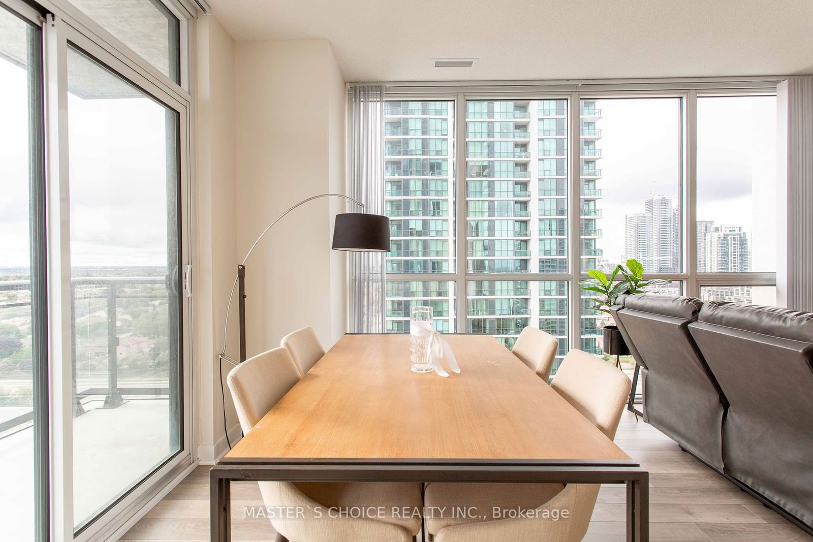 3975 Grand Park Dr, unit 1407 for sale - image #7