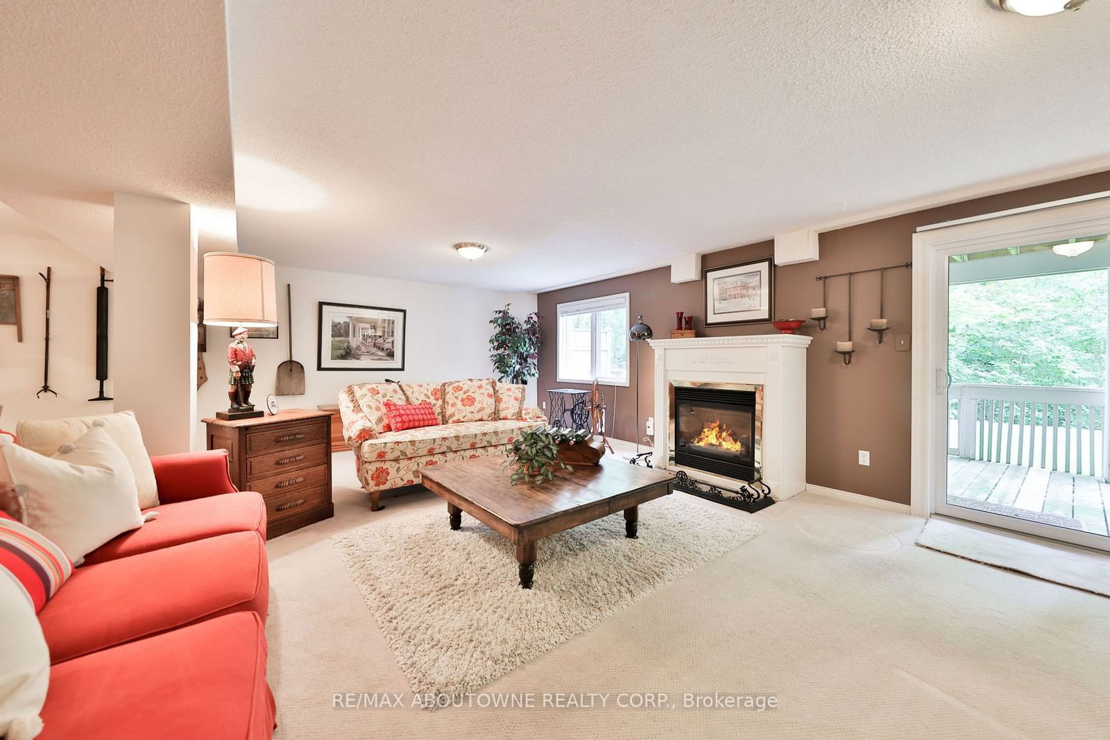 1010 Cristina Crt N, unit 11 for sale - image #23