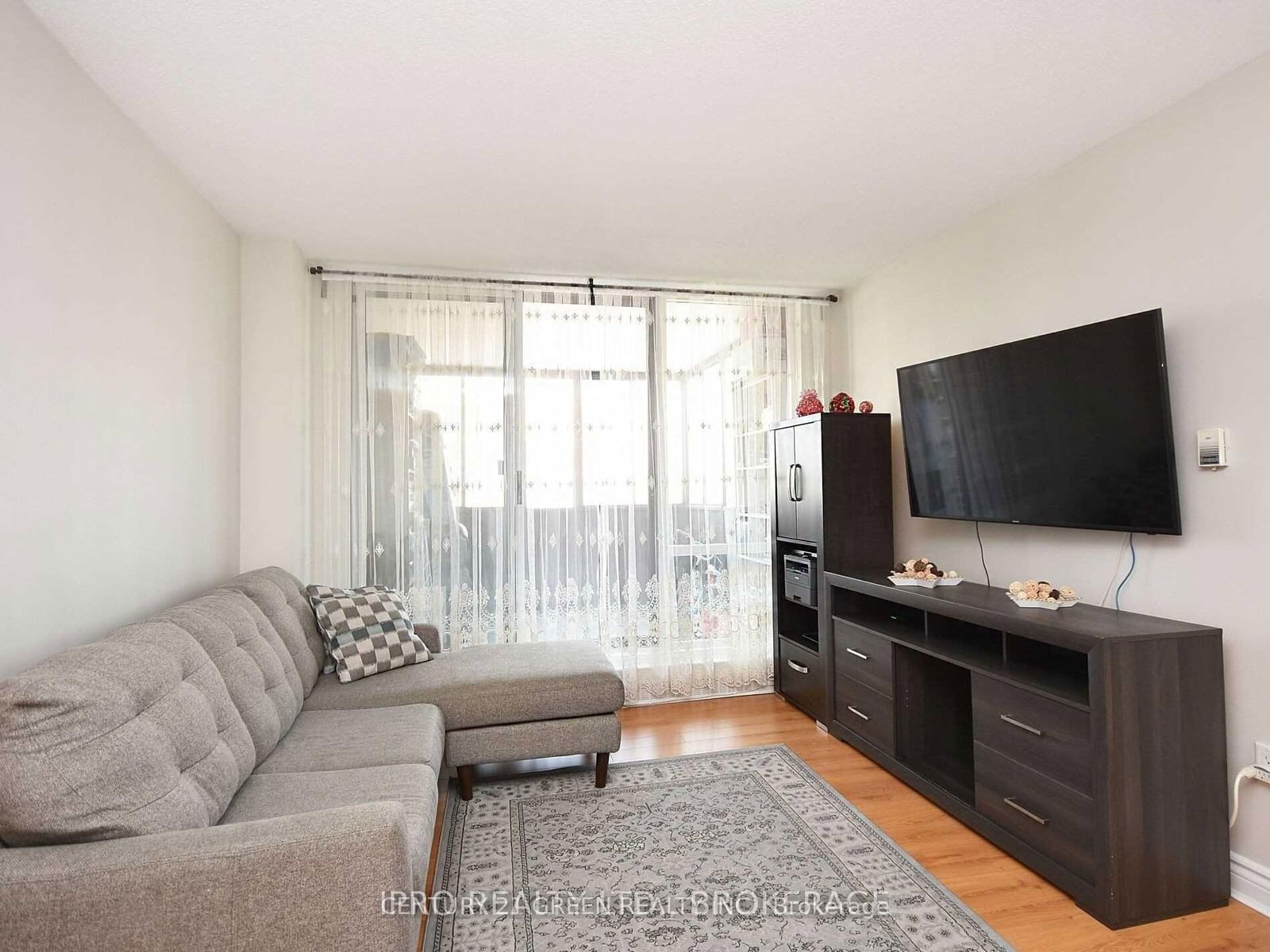 1615 Bloor St, unit 906 for rent - image #6