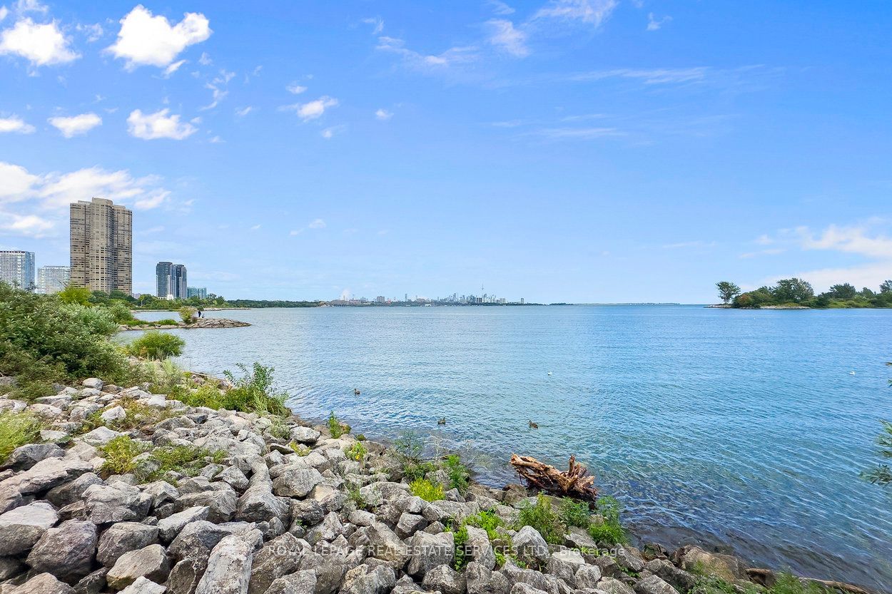 Nautilus at Waterview Condos, Etobicoke, Toronto