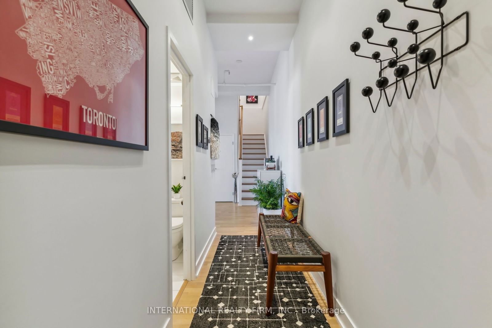 152 Annette St, unit 304 for sale - image #3