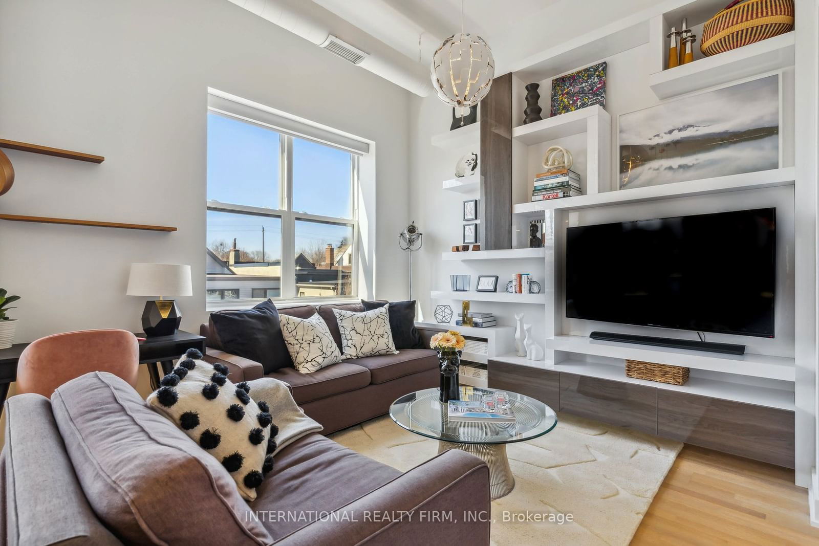 152 Annette St, unit 304 for sale - image #7