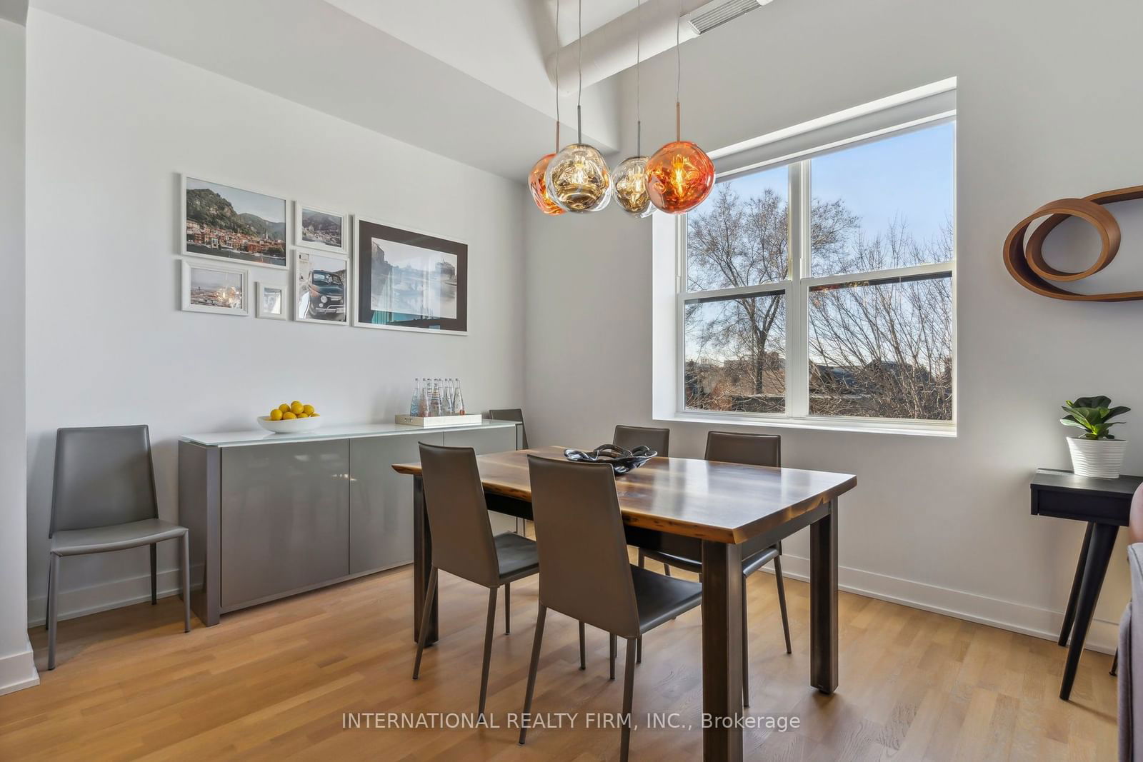 152 Annette St, unit 304 for sale - image #8