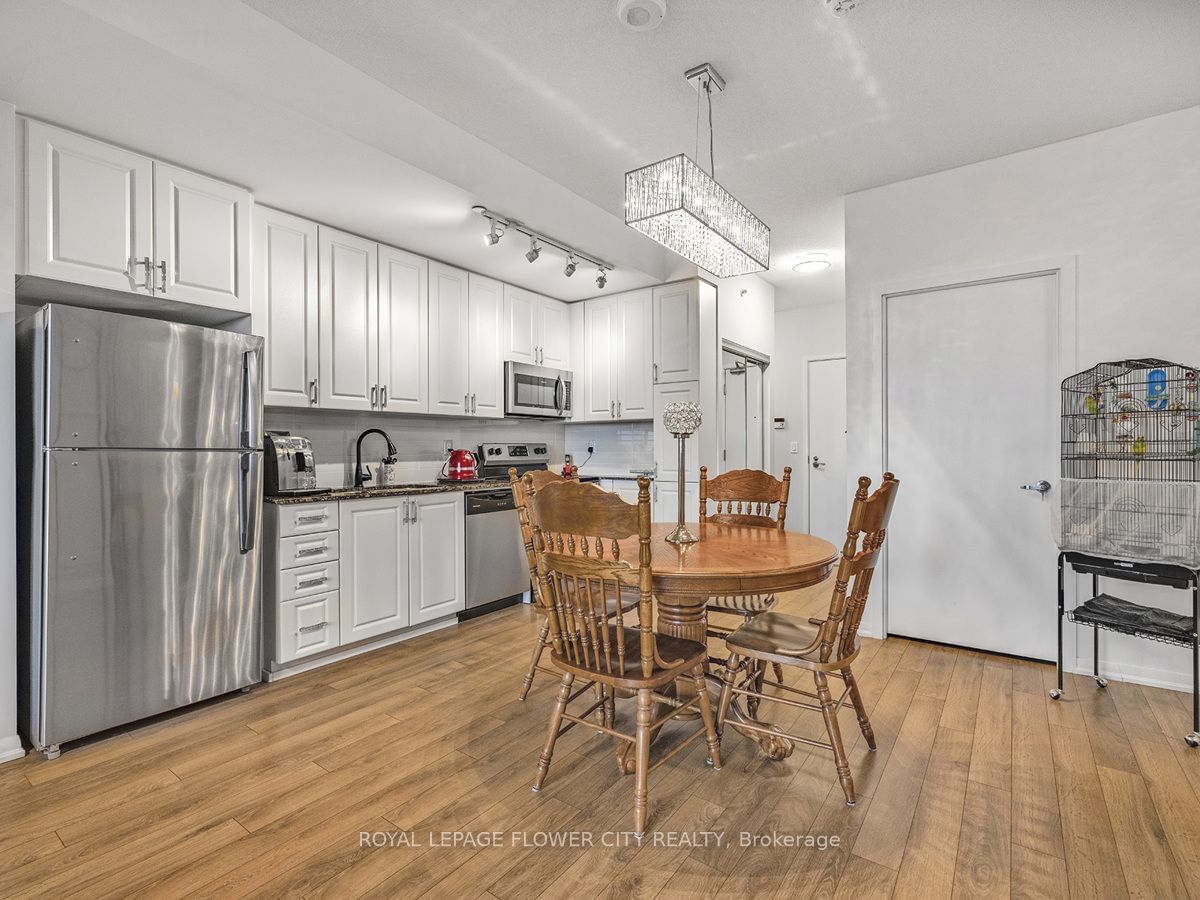 3091 Dufferin St, unit 628 for sale - image #14