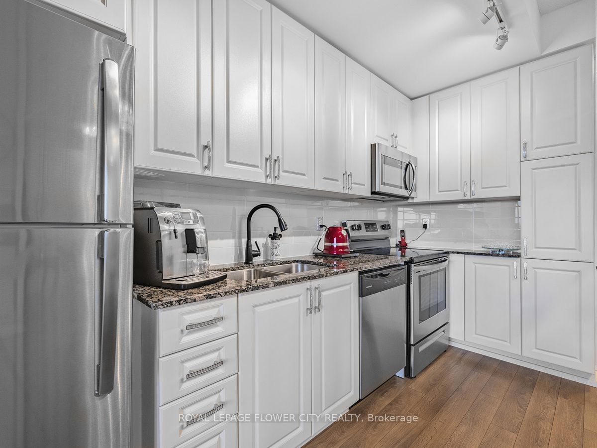 3091 Dufferin St, unit 628 for sale - image #20