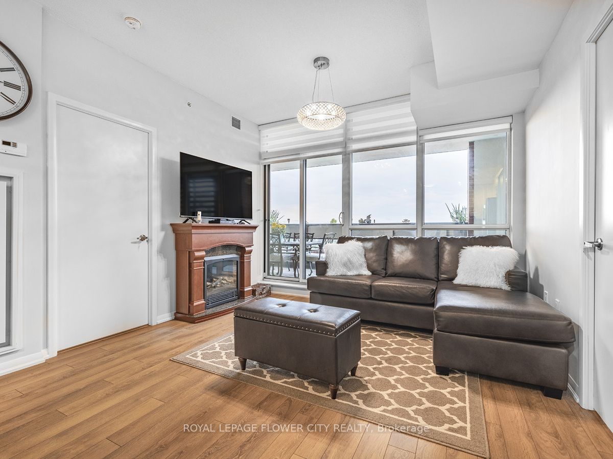 3091 Dufferin St, unit 628 for sale - image #7