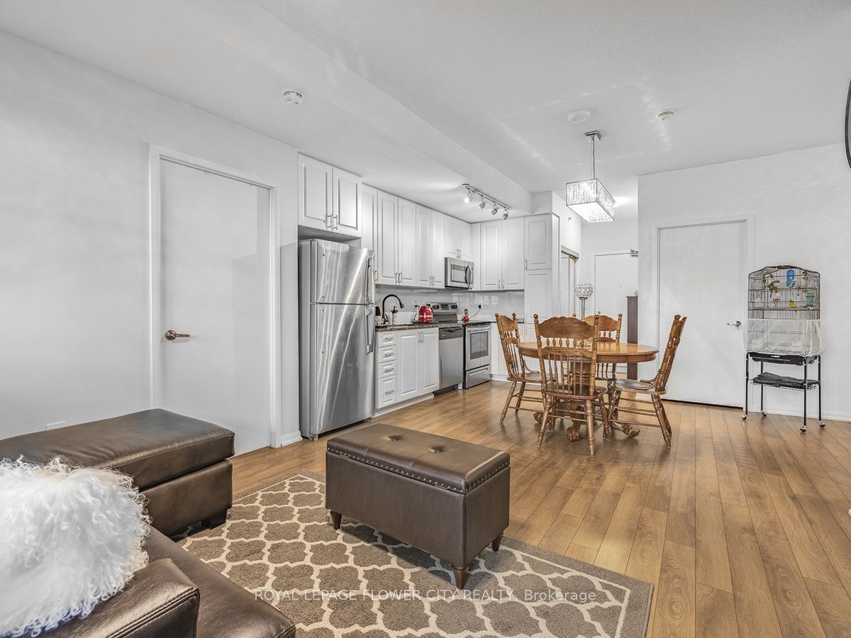 3091 Dufferin St, unit 628 for sale - image #8