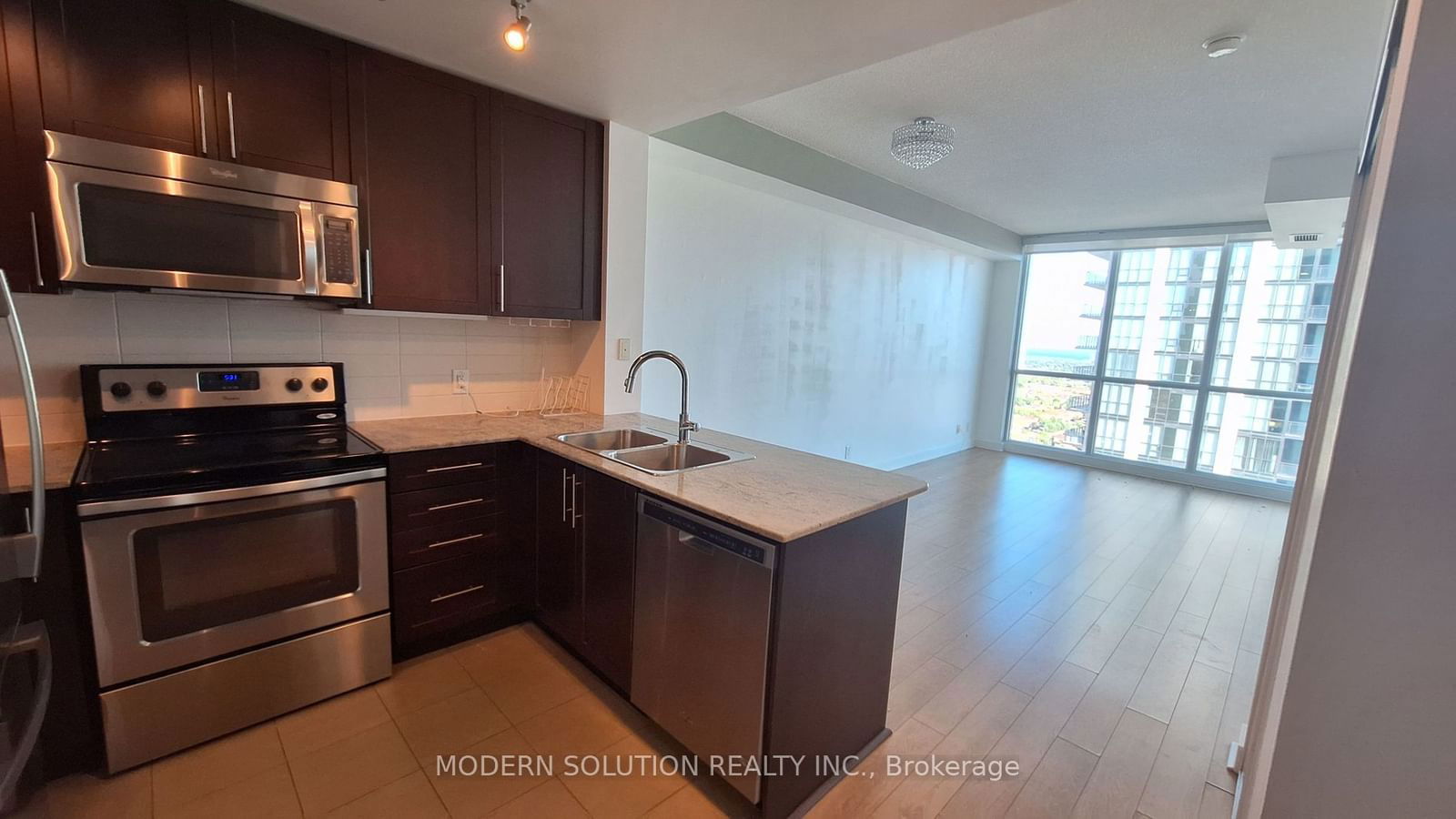 3985 Grand Park Dr, unit 2404 for rent - image #8