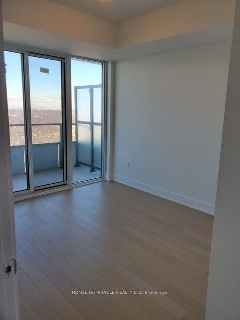 30 Shore Breeze Dr, unit 5901 for rent