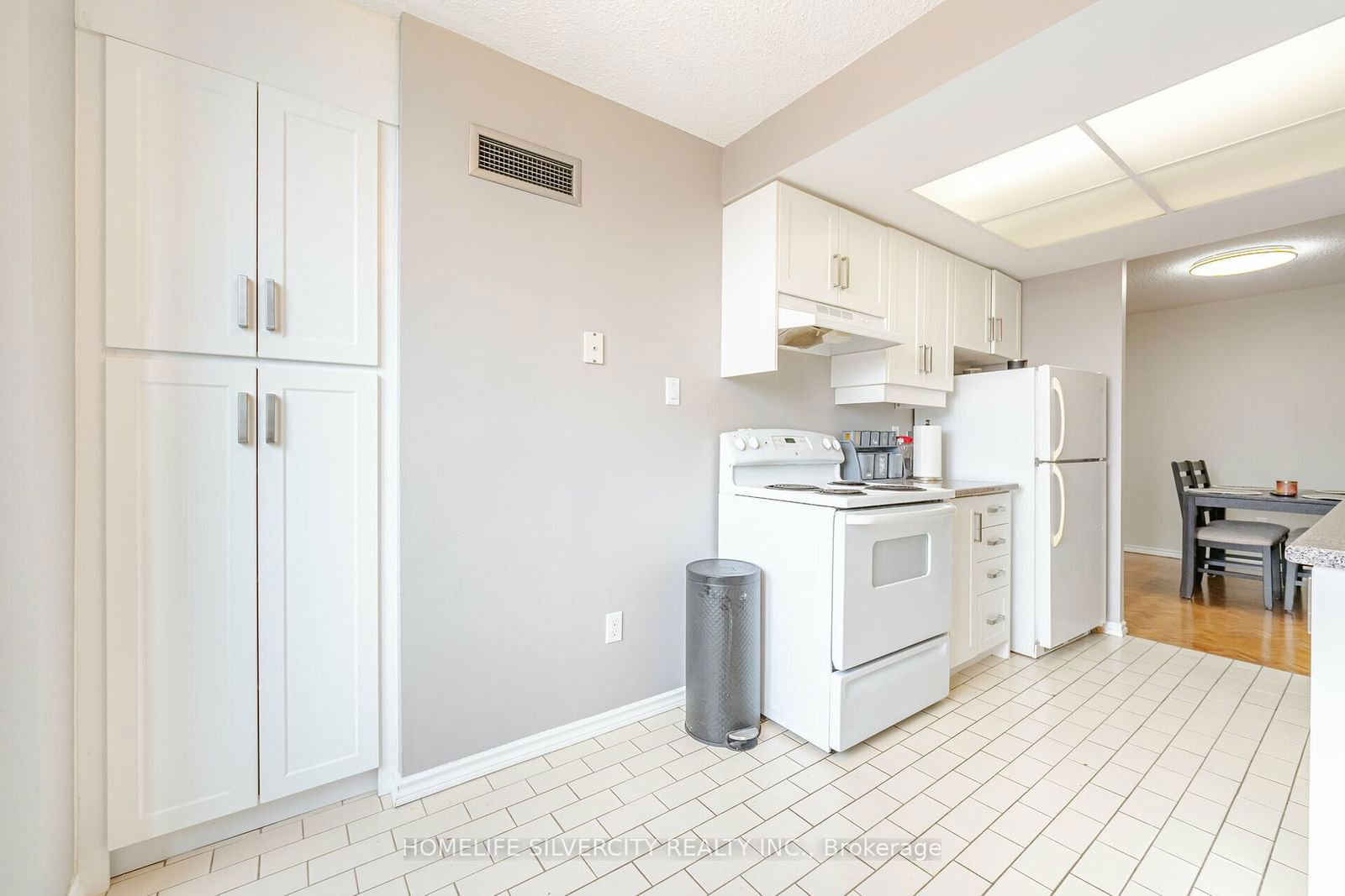 5 Lisa St, unit 1512 for sale - image #21