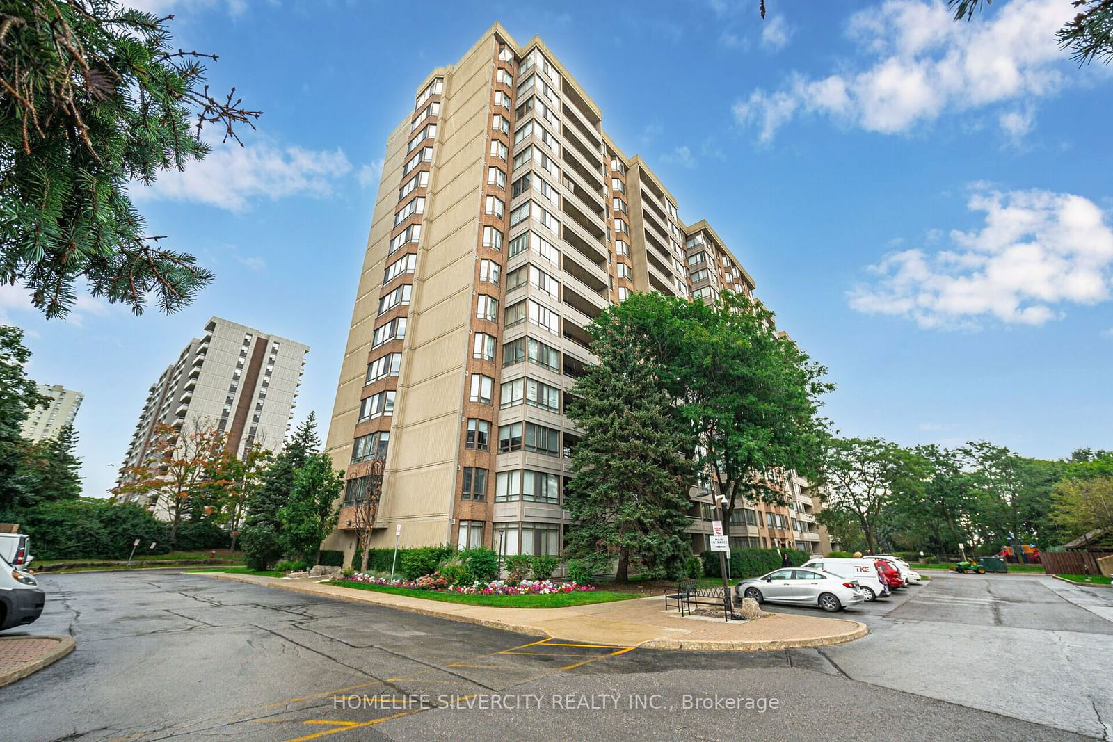 5 Lisa St, unit 1512 for sale