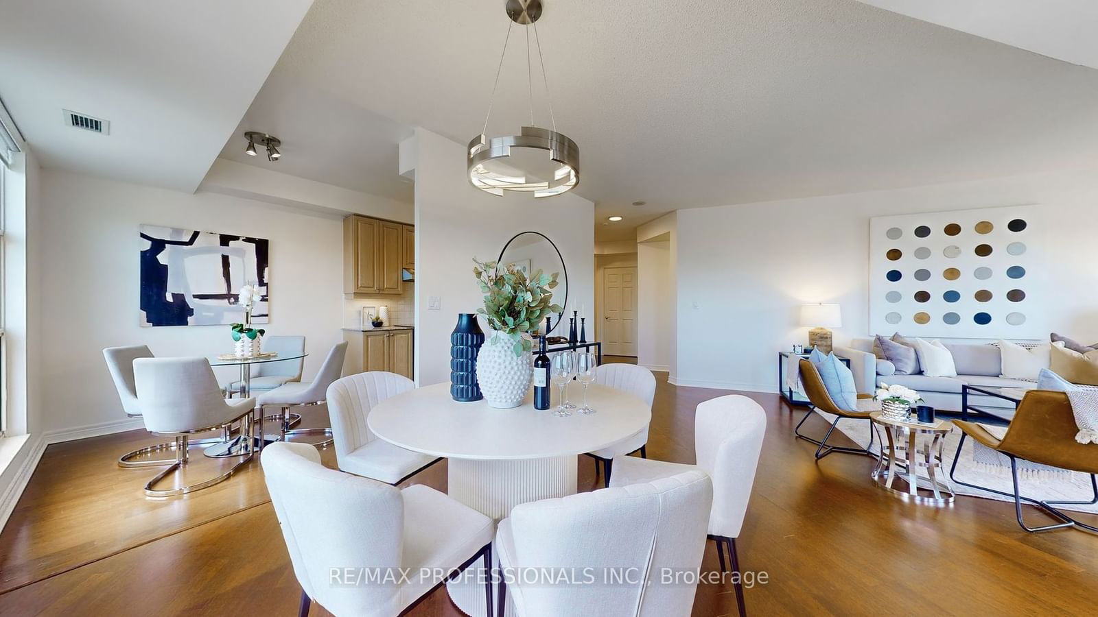 3085 Bloor St W, unit 413 for sale - image #10