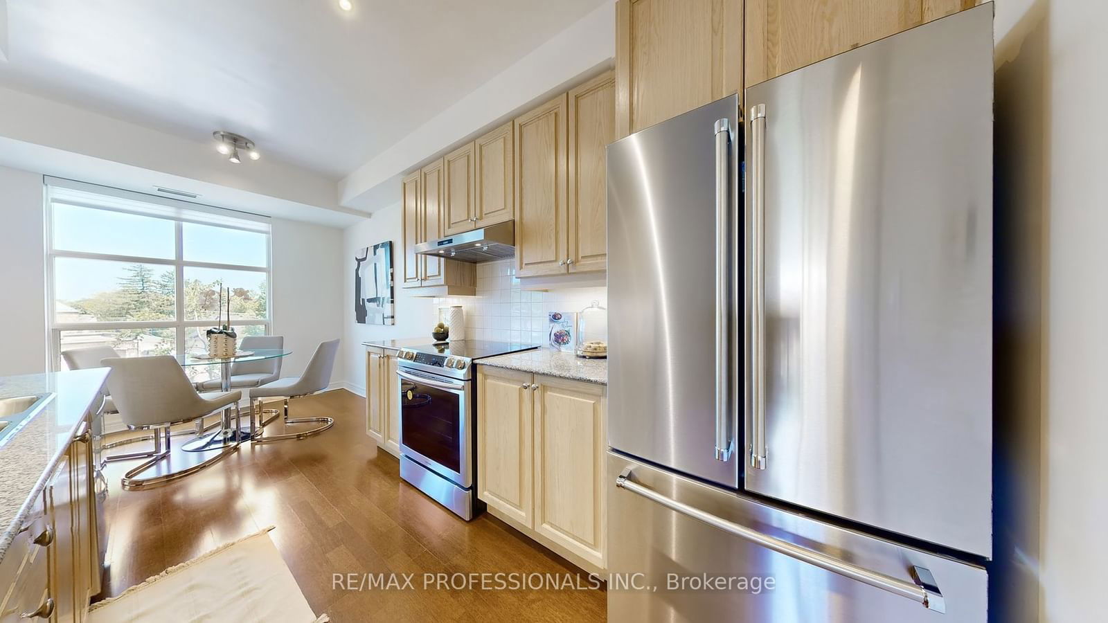 3085 Bloor St W, unit 413 for sale - image #14