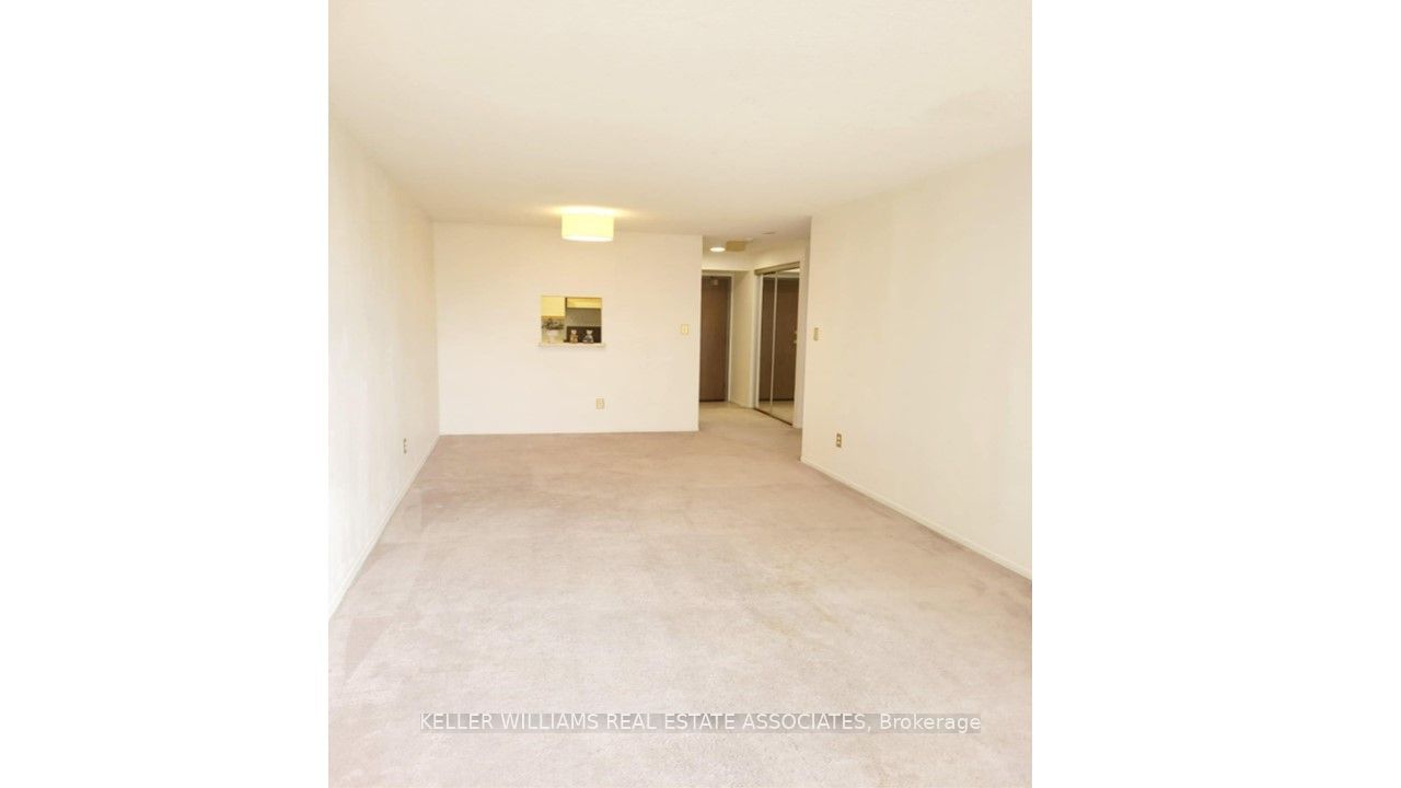 25 Agnes St, unit 404 for sale - image #8