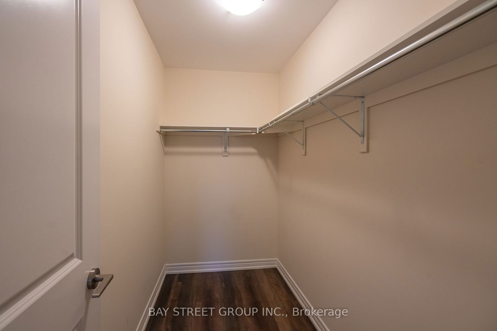 263 Georgian Dr, unit 201 for rent - image #12