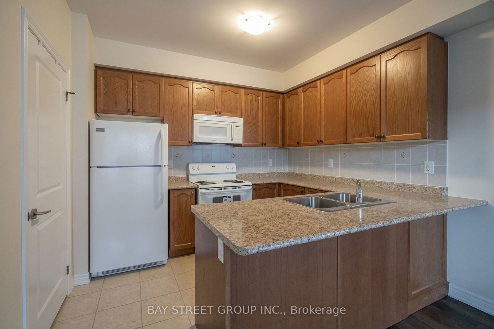 263 Georgian Dr, unit 201 for rent - image #7