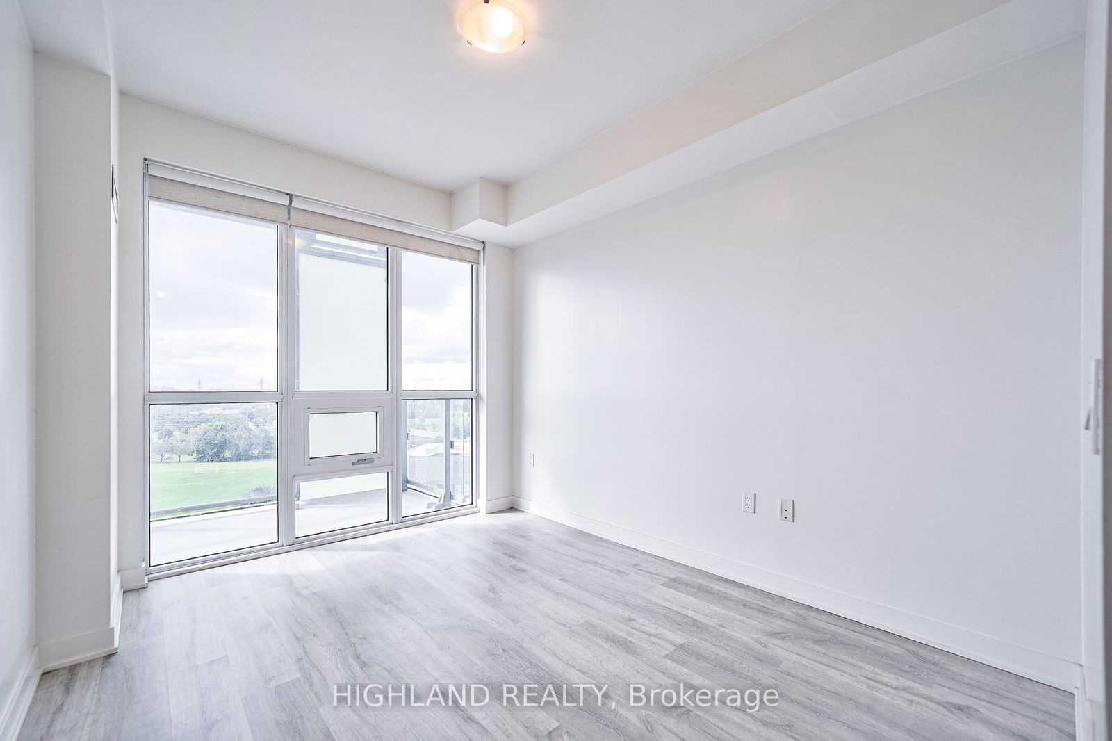 4699 Glen Erin Dr, unit 805 for sale - image #25